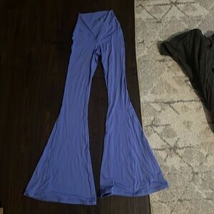 I’m not sure if they sell this color still, Worn Twice,, size XS